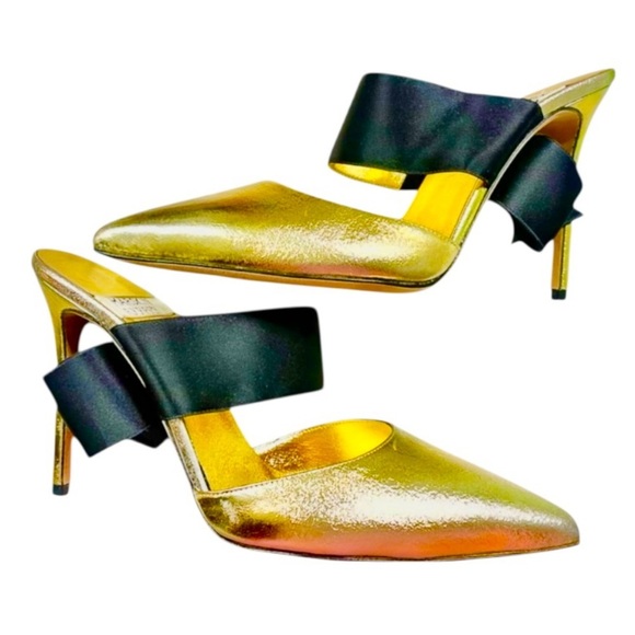 Markin Ryyppy Markinryyppy Metallic
Gold Mule Heels Shoes Black Ribbon Accent 7 - Picture 6 of 6